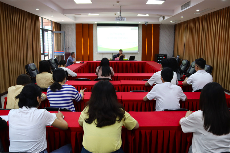 集團公司開展檔案管理、信息宣傳專題培訓