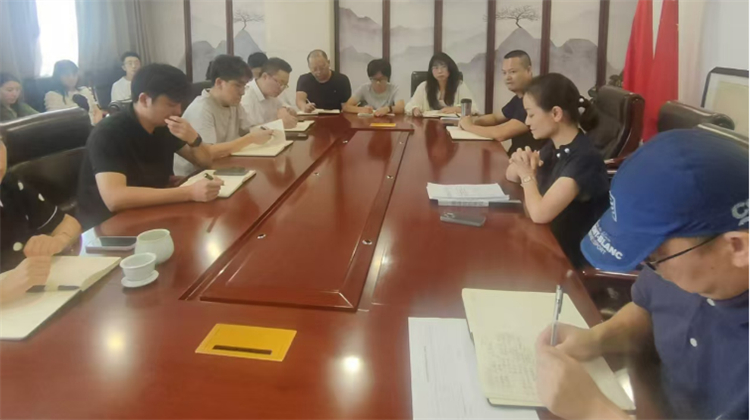 集團(tuán)領(lǐng)導(dǎo)督導(dǎo)“去庫存、降風(fēng)險(xiǎn)、調(diào)結(jié)構(gòu)”工作專題綜合報(bào)道