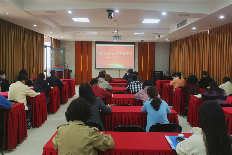 集團公司黨委開展“葆百年合作初心、喜迎黨的二十大”10月主題黨日活動 (1)(1).jpg